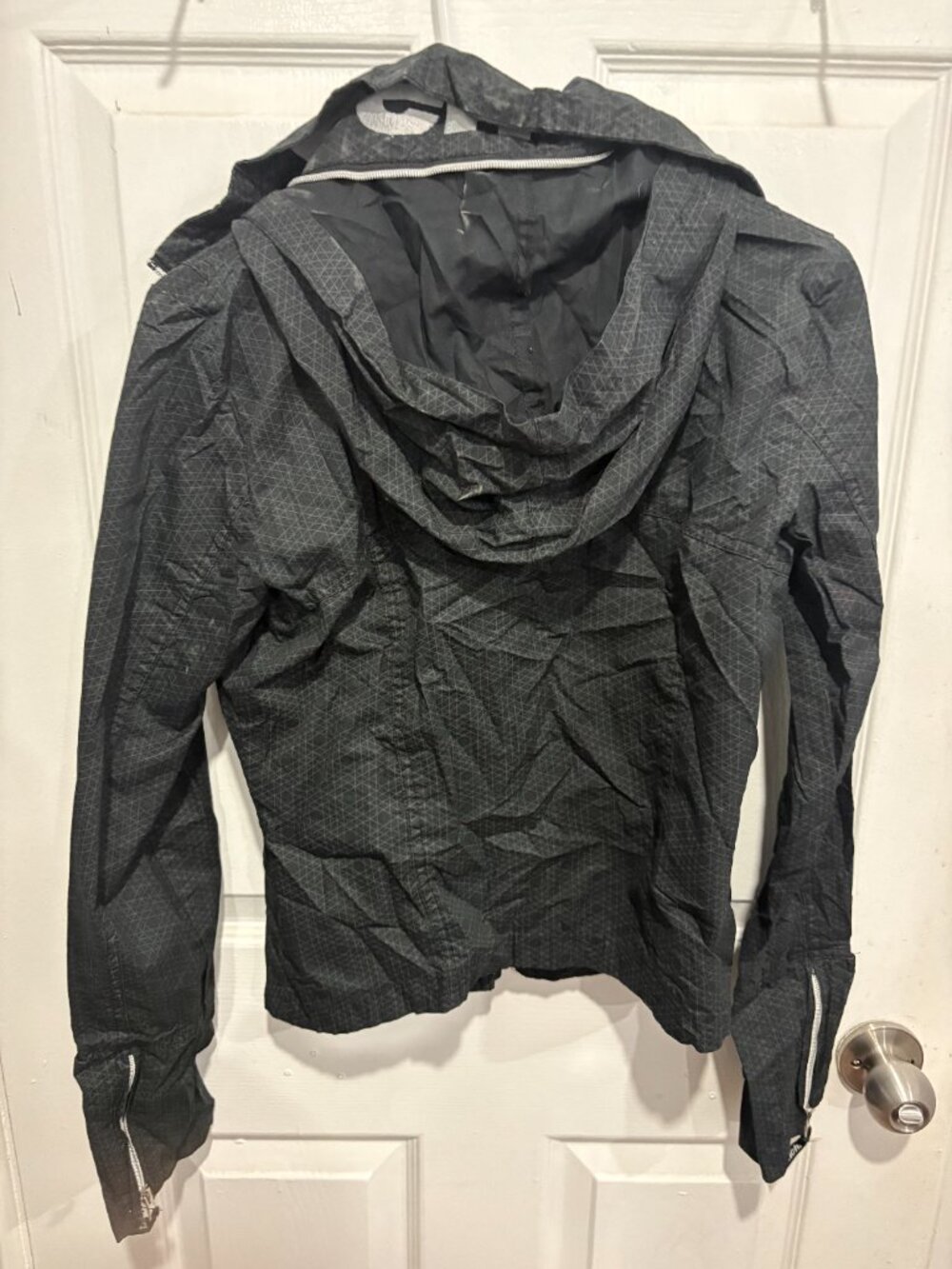 Bench Jacket - Picture 2 of 2